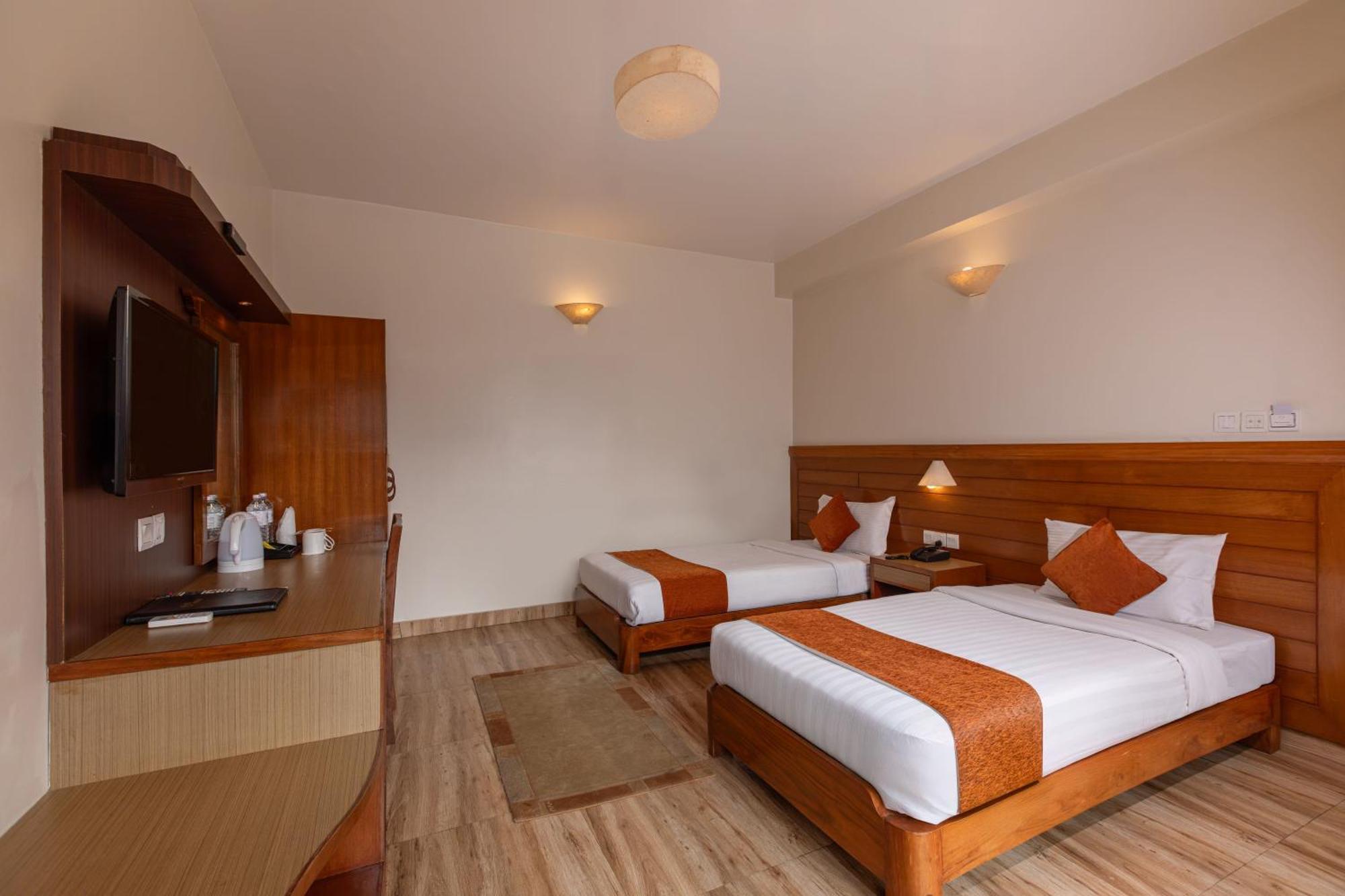 Mount View Pokhara Hotel Exterior photo